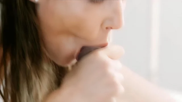 Erotic Sex With A Beautiful Girl In The Morning.